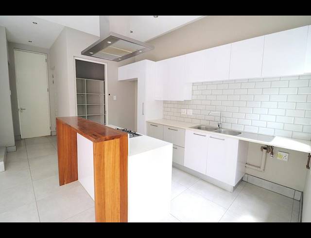 2 BEDROOM PROPERTY TO RENT IN BROOKLYN